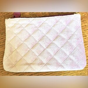 Ipsy makeup bag with SURPRISE piece of jewelry soft mauve New